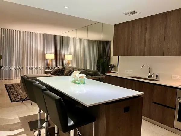 88 SW 7th St #808, Miami, FL 33130