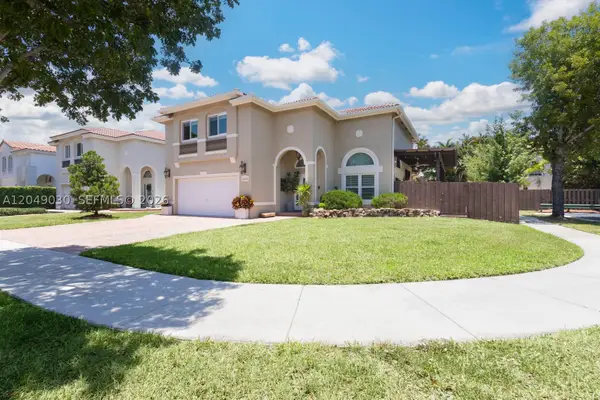 11035 NW 47th Ln, Doral, FL 33178