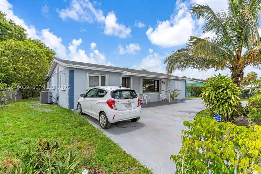 20630 NW 37th Ct, Miami Gardens, FL 33055 - #3