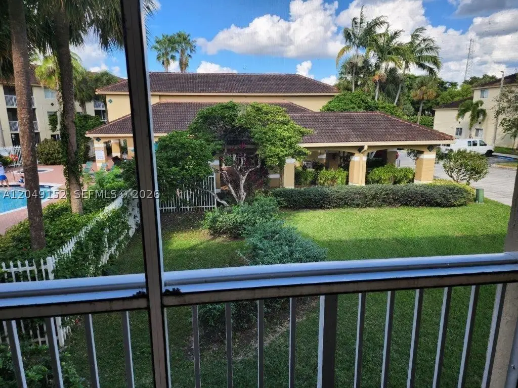 460 S Park #209, Hollywood, FL 33021 - #1