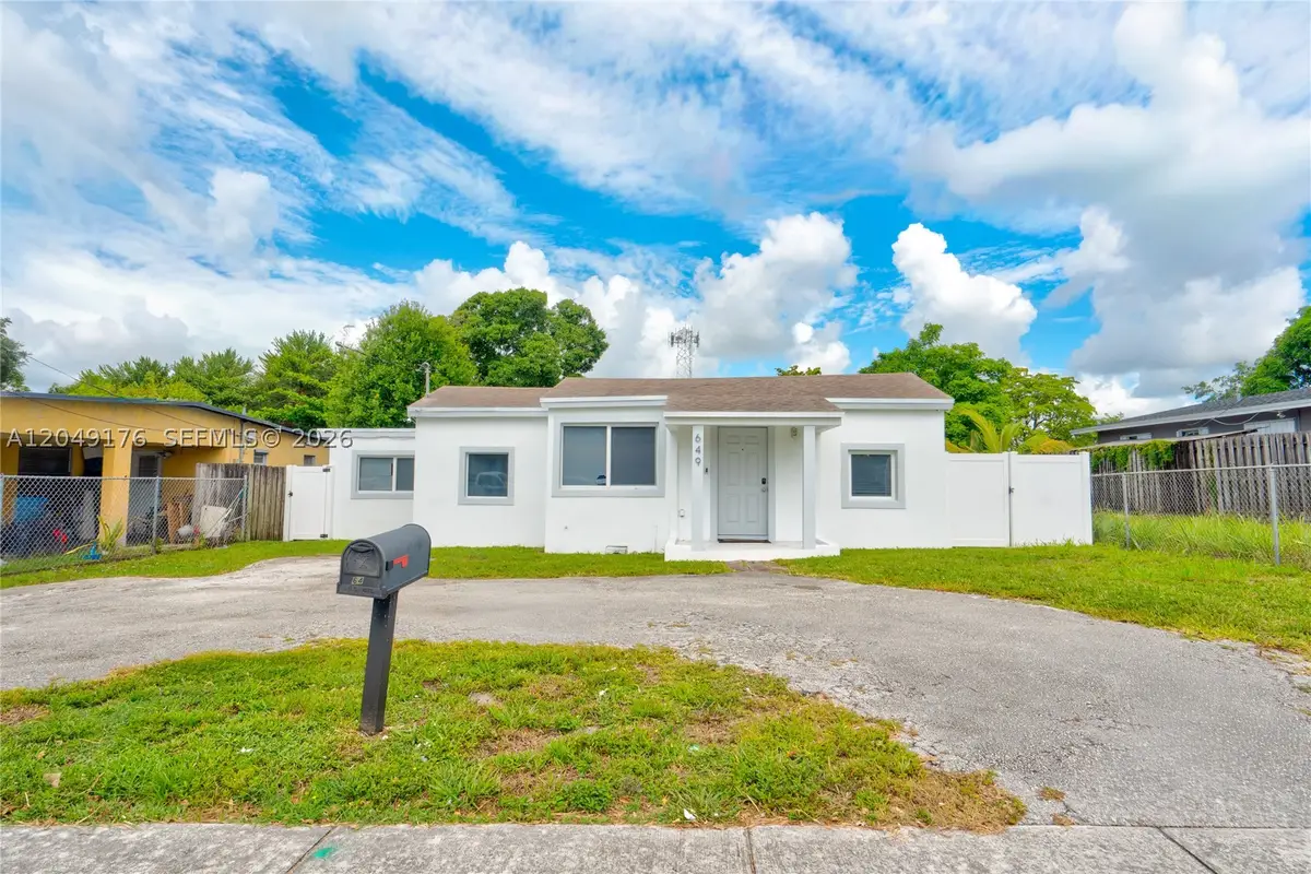 649 NW 24th Ave, Fort Lauderdale, FL 33311 - #1