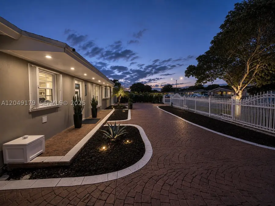 20501 NW 44th Ct, Miami Gardens, FL 33055 - #2