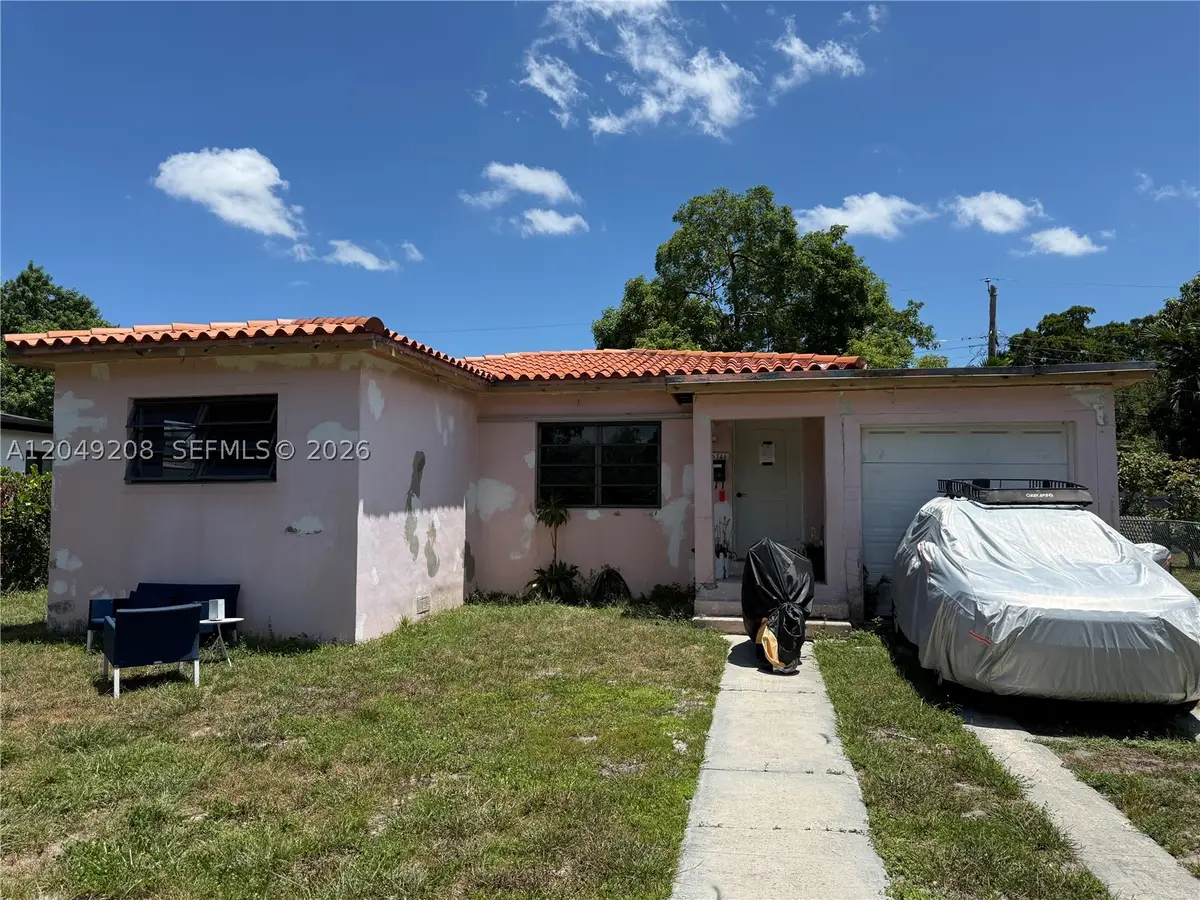 6346 NW 41st St, Virginia Gardens, FL 33166 - #1