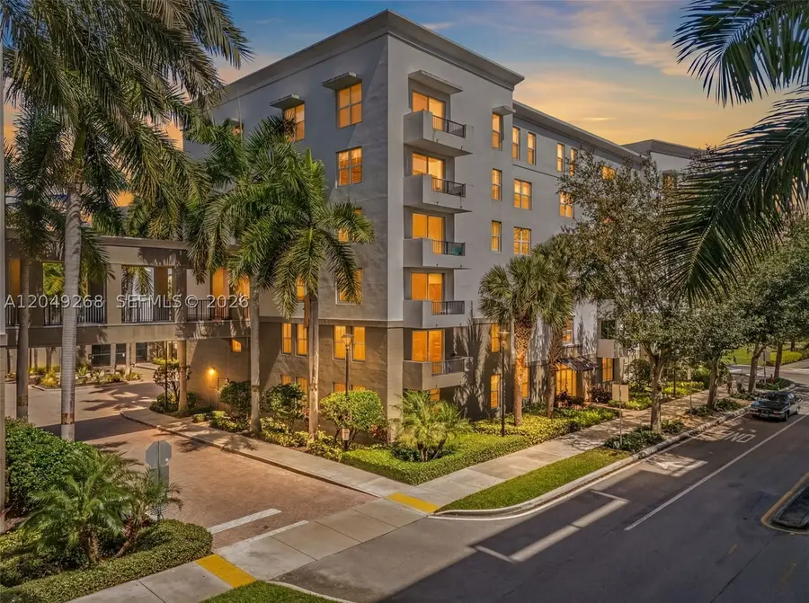 2421 NE 65th St #403, Fort Lauderdale, FL 33308 - #3