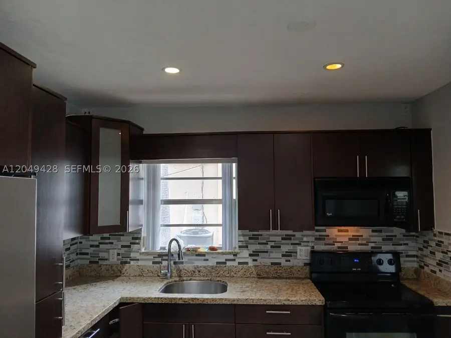 2111 N 57th Terrace, Hollywood, FL 33021 - #2