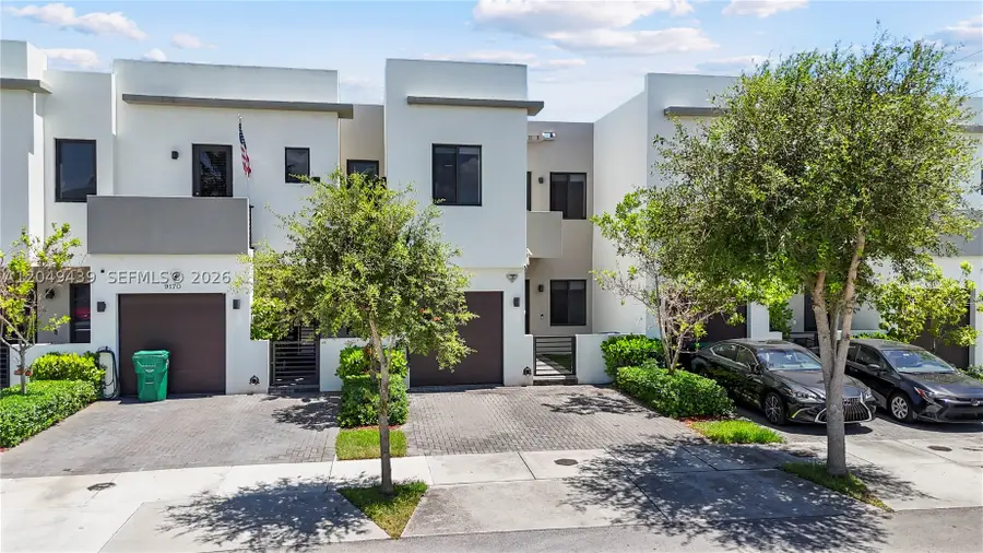 9174 SW 5th Ln, Miami, FL 33174 - #2