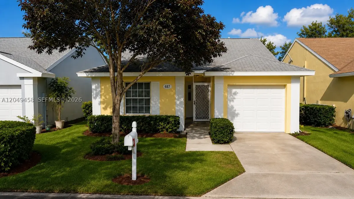 687 SE 22nd Dr, Homestead, FL 33033 - #1