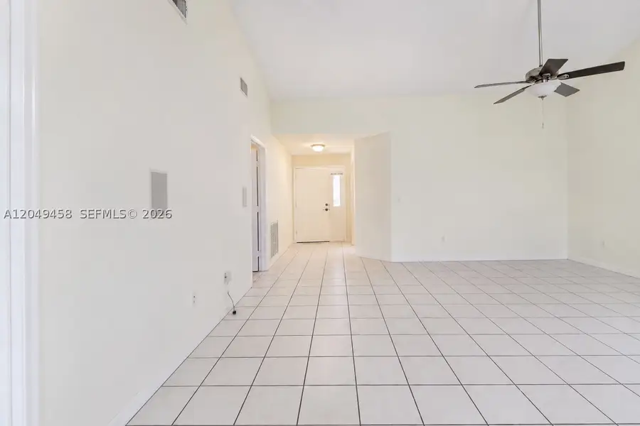 687 SE 22nd Dr, Homestead, FL 33033 - #3