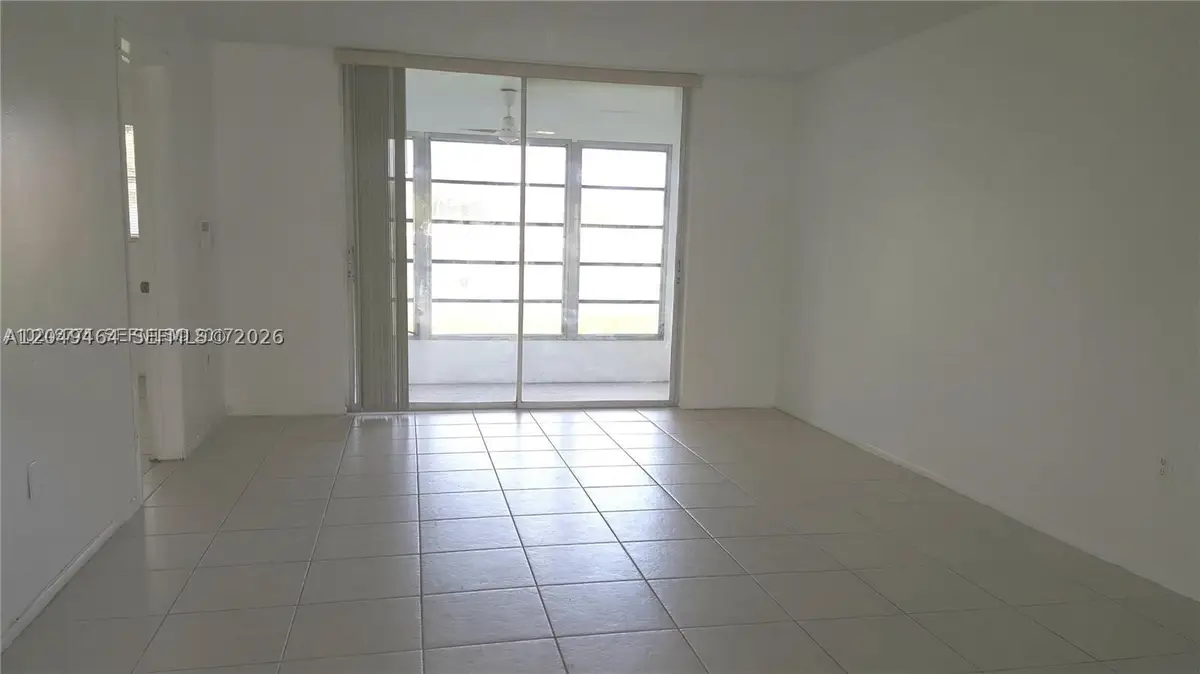8500 Sunrise Lakes Blvd #103, Sunrise, FL 33322 - #1