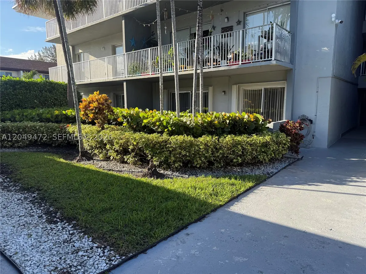 7403 SW 82nd St #109N, Miami, FL 33143 - #1