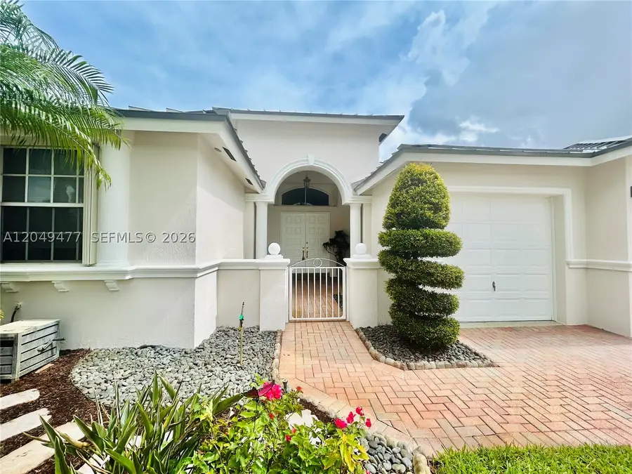 15973 SW 4th St, Pembroke Pines, FL 33027 - #2