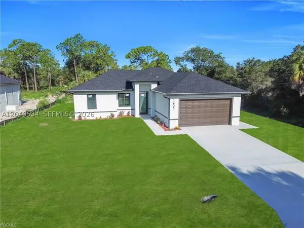 1405 Palmetto Ave, Lehigh Acres, FL 33972