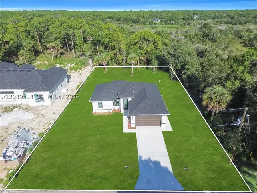 1405 Palmetto Ave, Lehigh Acres, FL 33972 - #2