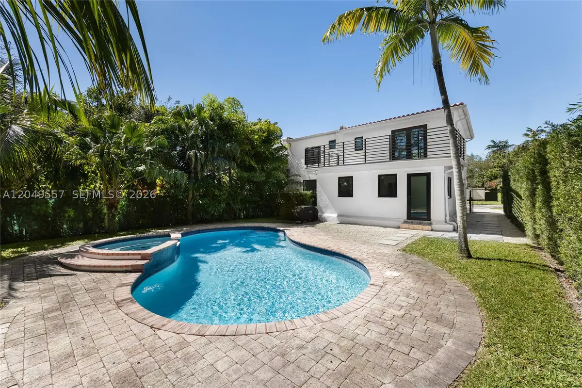 7111 SW 63rd Ave, South Miami, FL 33143 - #1