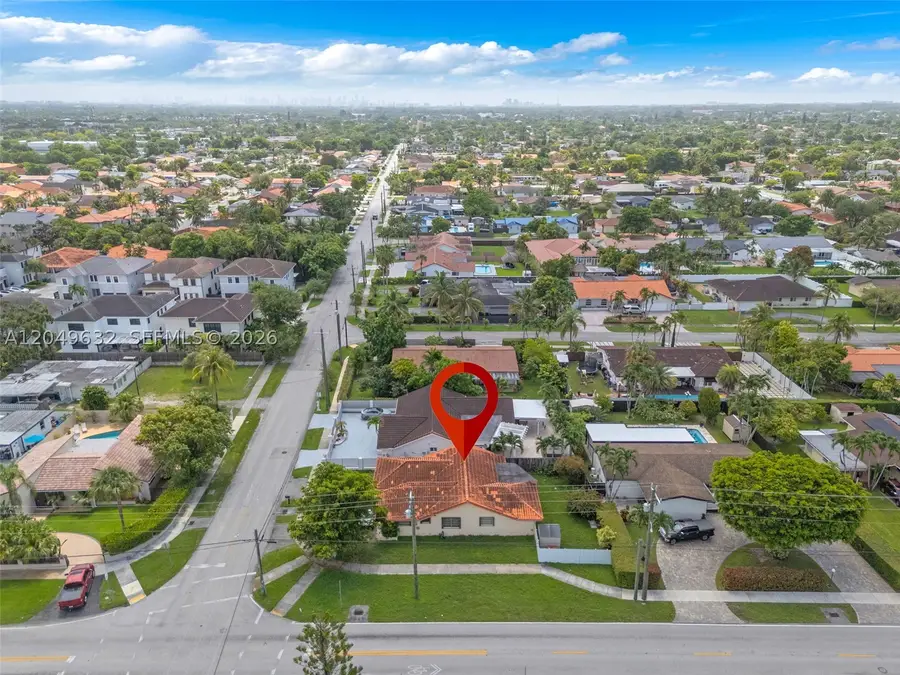 10190 SW 28th St, Miami, FL 33165 - #2