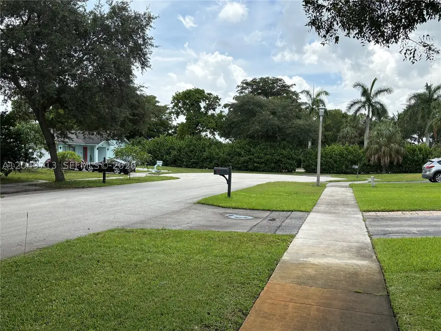 11866 SW 59th Ct, Cooper City, FL 33330 - #2
