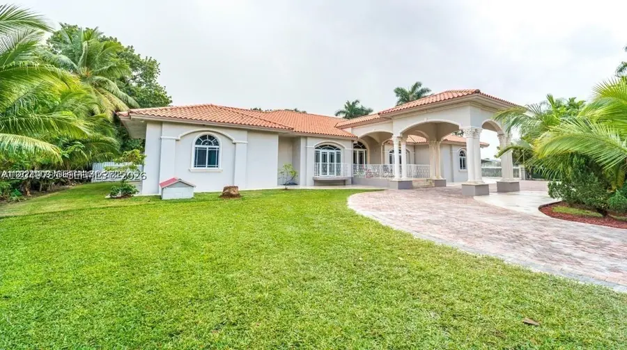 18390 SW 200th St, Miami, FL 33187 - #3