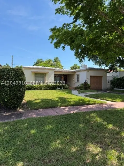 Address Withheld By Seller, Miami Beach, FL 33140