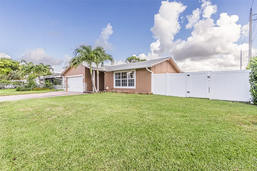 2403 SW 12th Ct, Deerfield Beach, FL 33442 - #3