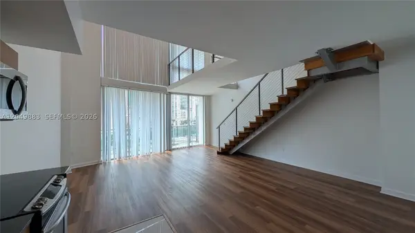 350 S Miami Ave #704, Miami, FL 33130
