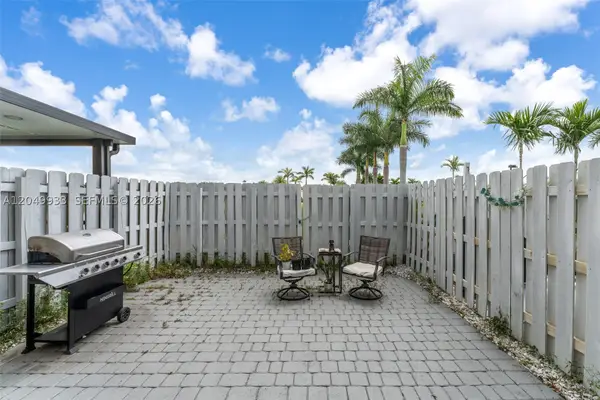 1461 SE 26th Rd, Homestead, FL 33035