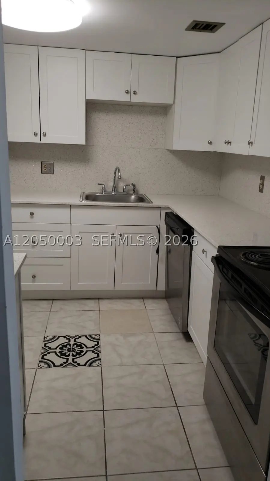500 Executive Center Dr #4E, West Palm Beach, FL 33401 - #1