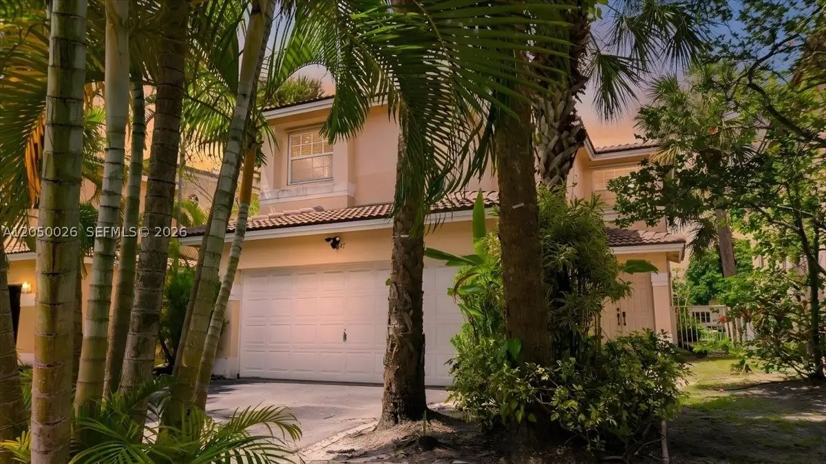 9847 Fairway Cove Ln, Plantation, FL 33324 - #1
