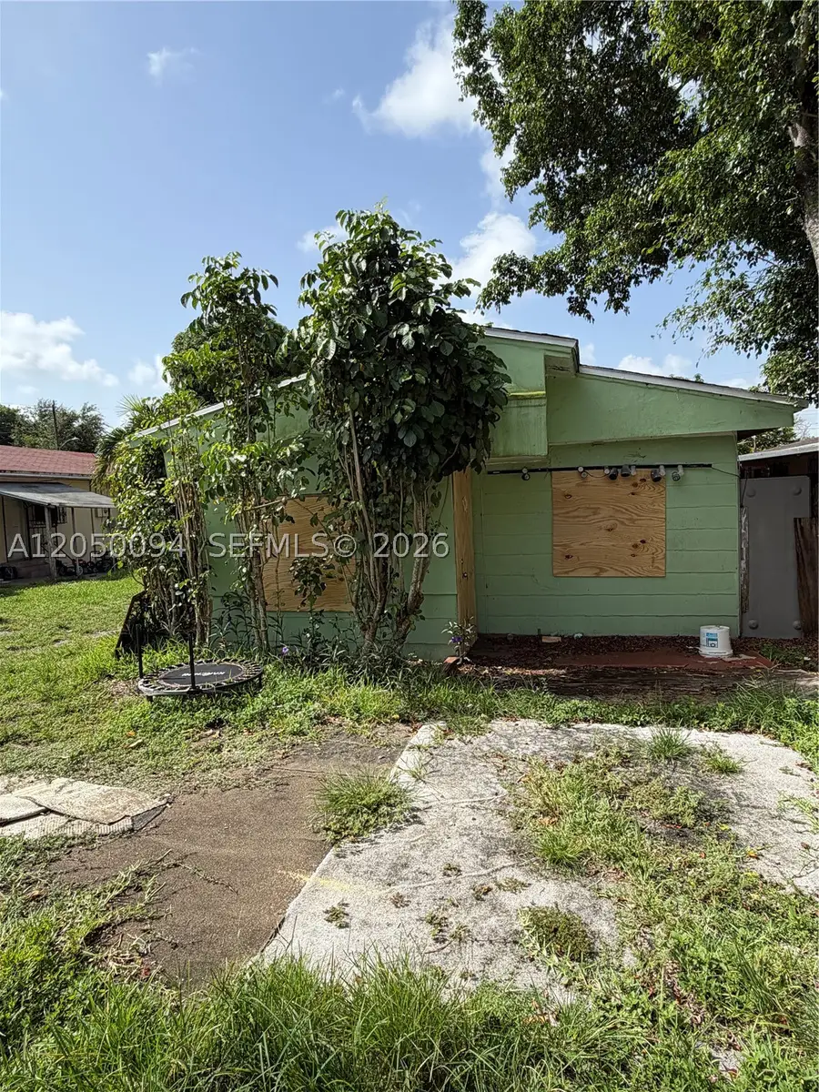 2954 NW 91st St, Miami, FL 33147 - #2