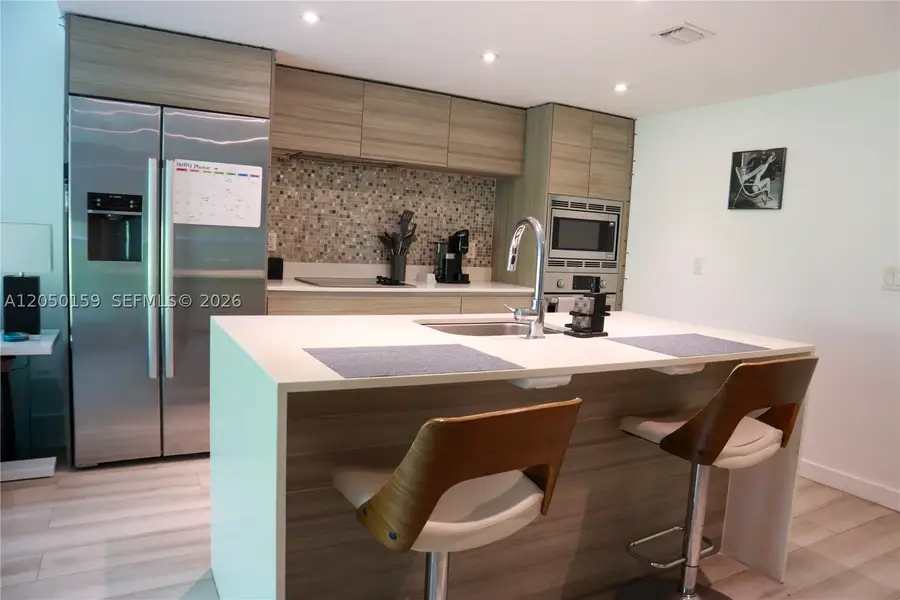 6620 Indian Creek Dr #302, Miami Beach, FL 33141 - #3