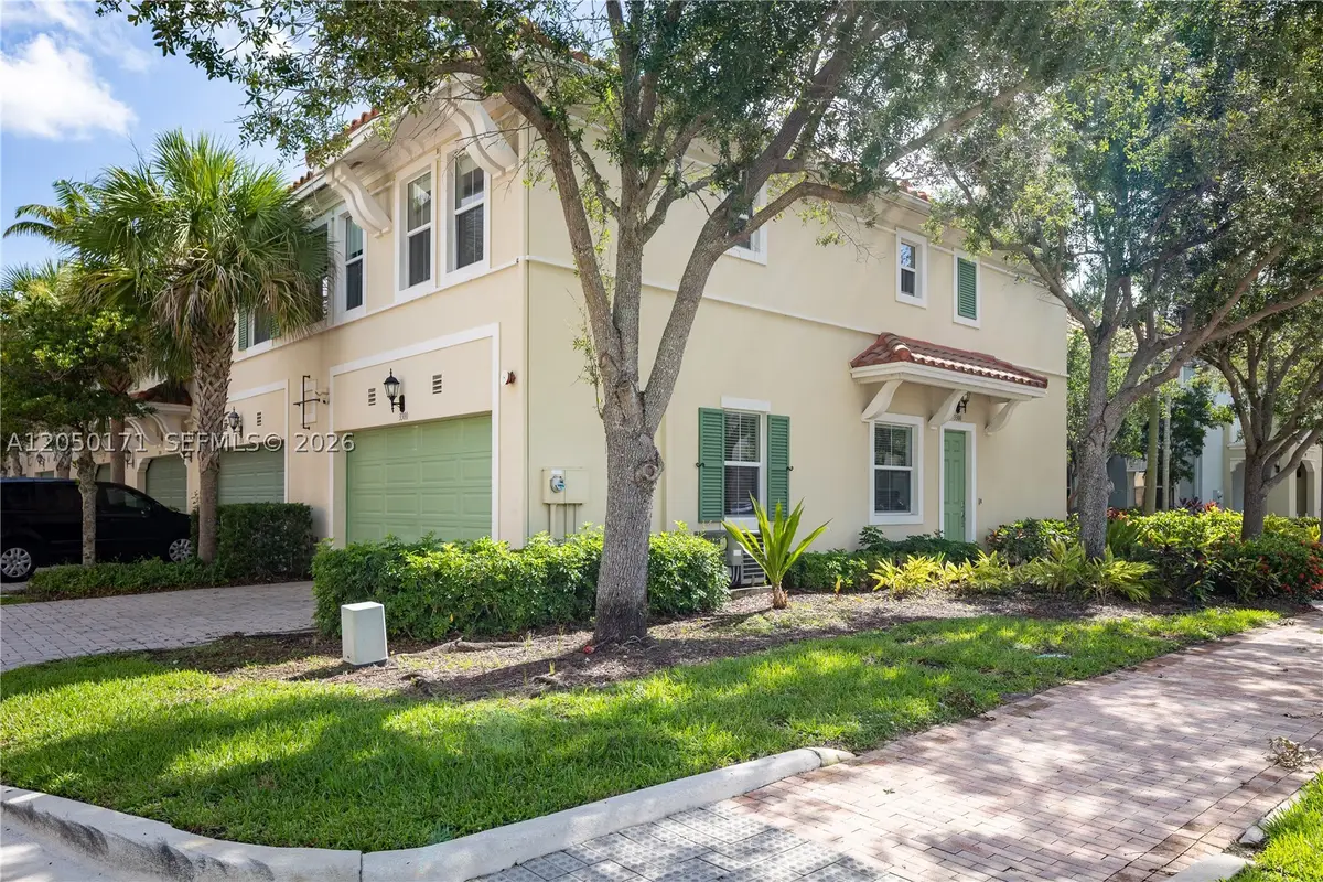 3300 NW 126th Ter, Sunrise, FL 33323 - #1