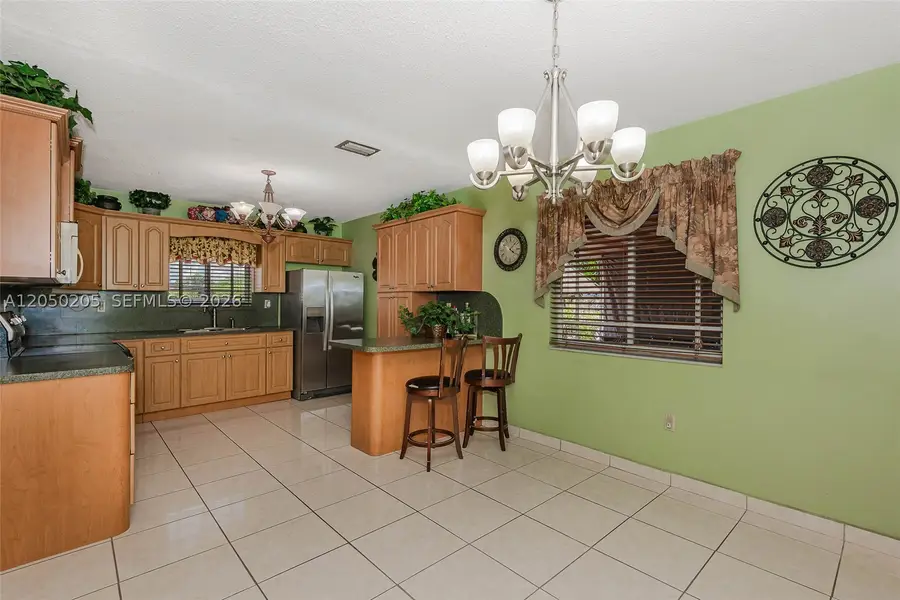 271 E 17th St, Hialeah, FL 33010 - #3
