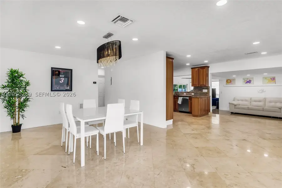 2424 NE 18th Ave, Wilton Manors, FL 33305 - #3