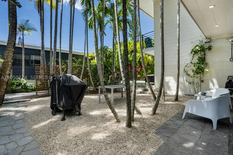 1548 Biarritz Dr, Miami Beach, FL 33141 - #3