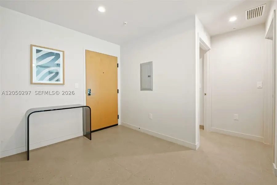 11 NE 6th St #2605, Miami, FL 33132 - #3