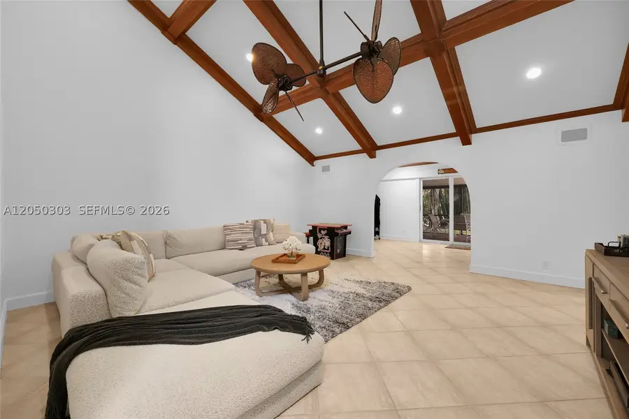 6879 Palm Grove Ct, Palm Beach Gardens, FL 33418 - #3