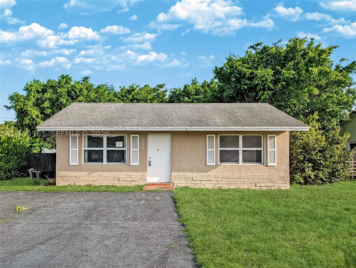 9800 NW 70th Ct, Tamarac, FL 33321 - #1