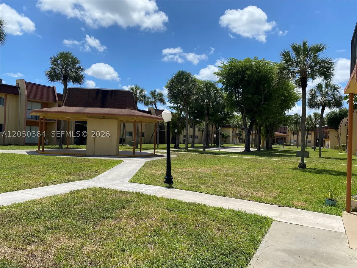 2840 NW 55th Ave #2D, Lauderhill, FL 33313 - #1
