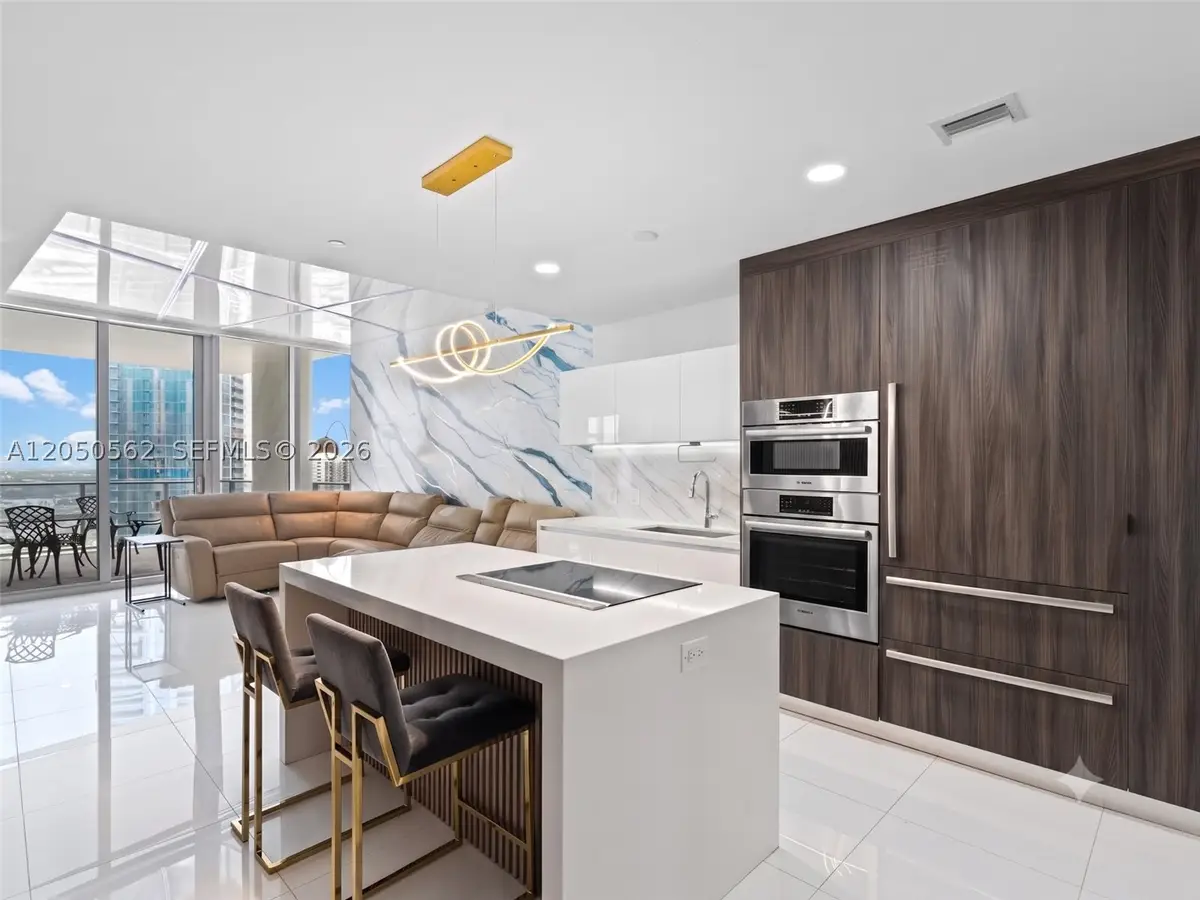 851 NE 1st Ave #3000, Miami, FL 33132 - #1