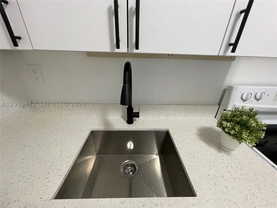 142 SW 18th Ave #19, Miami, FL 33135 - #3