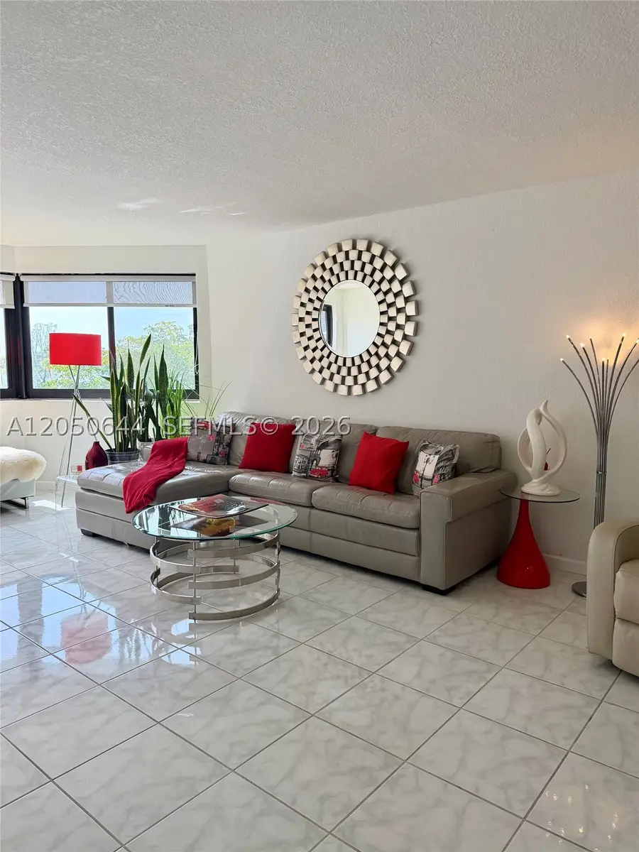20850 San Simeon Way #302-5, Miami, FL 33179 - #3