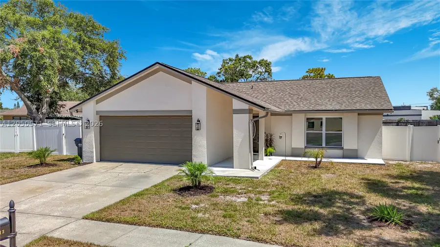 10813 Roundview Lane, Tampa, FL 33624 - #2