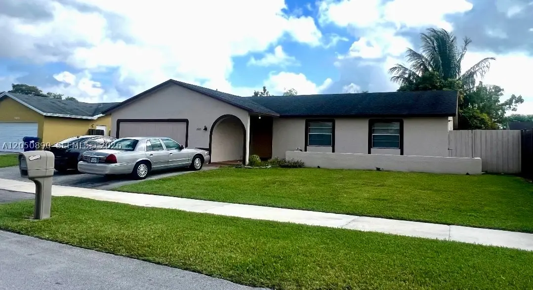 25935 SW 123rd Ave, Homestead, FL 33032 - #1