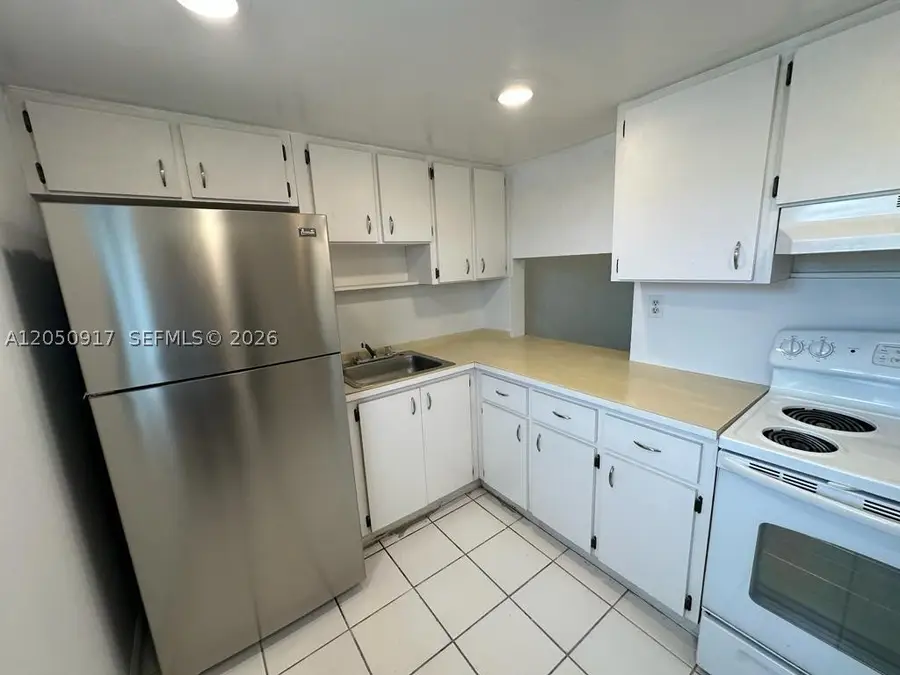505 NW 177th St #111, Miami Gardens, FL 33169 - #2