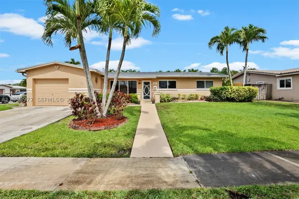 2251 NW 87th Ave, Pembroke Pines, FL 33024