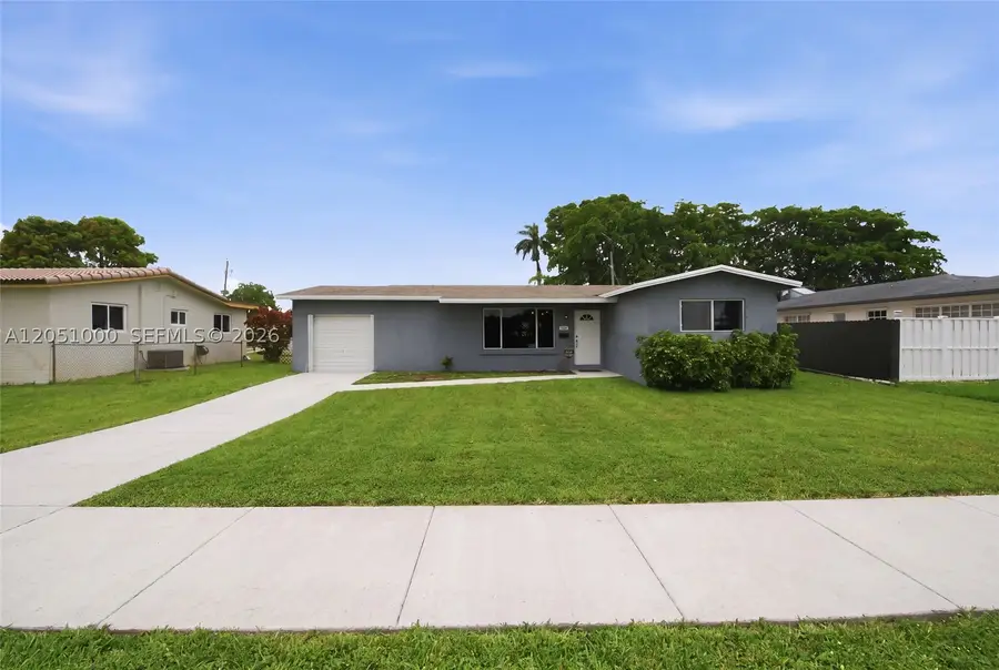 2901 Cleveland St, Hollywood, FL 33020 - #3