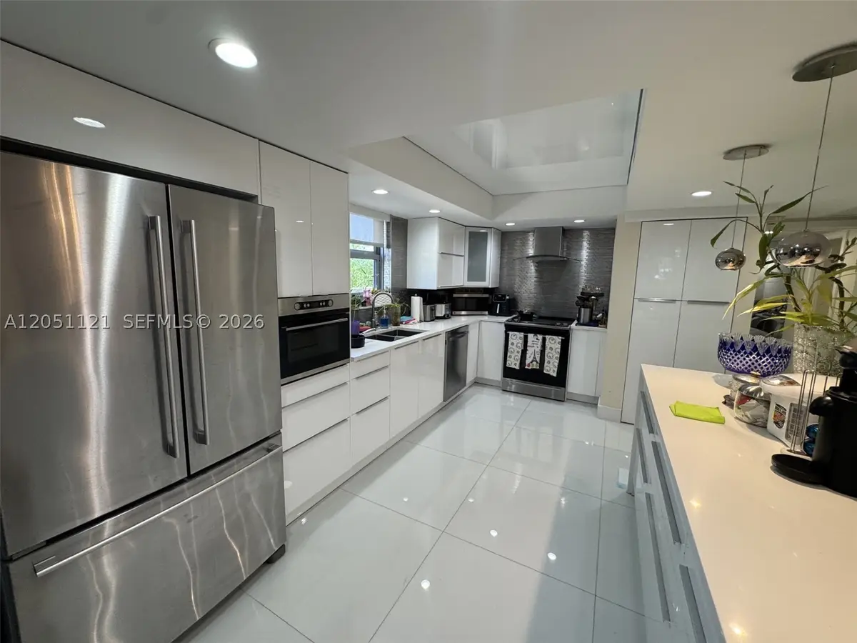 1912 S Ocean Dr #2C, Hallandale Beach, FL 33009 - #1