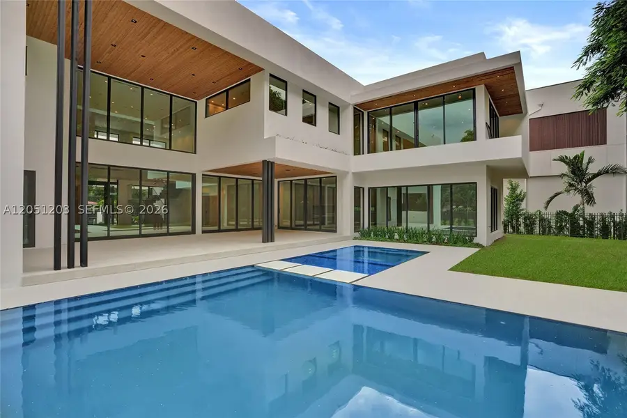 4640 Sunset Dr, Miami, FL 33143 - #3