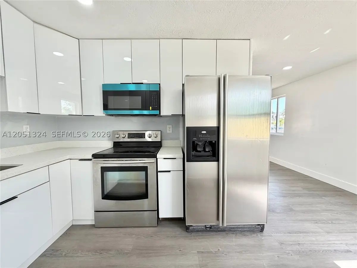 685 SE Park Dr, Hialeah, FL 33010 - #1