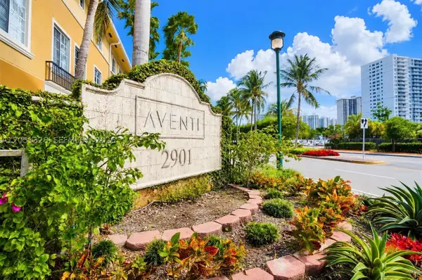 2941 NE 185th St #1311, Aventura, FL 33180