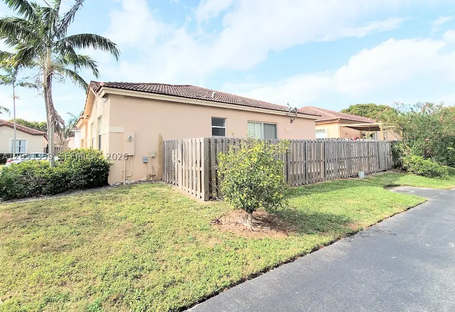 21460 SW 90th Ct, Cutler Bay, FL 33189 - #2